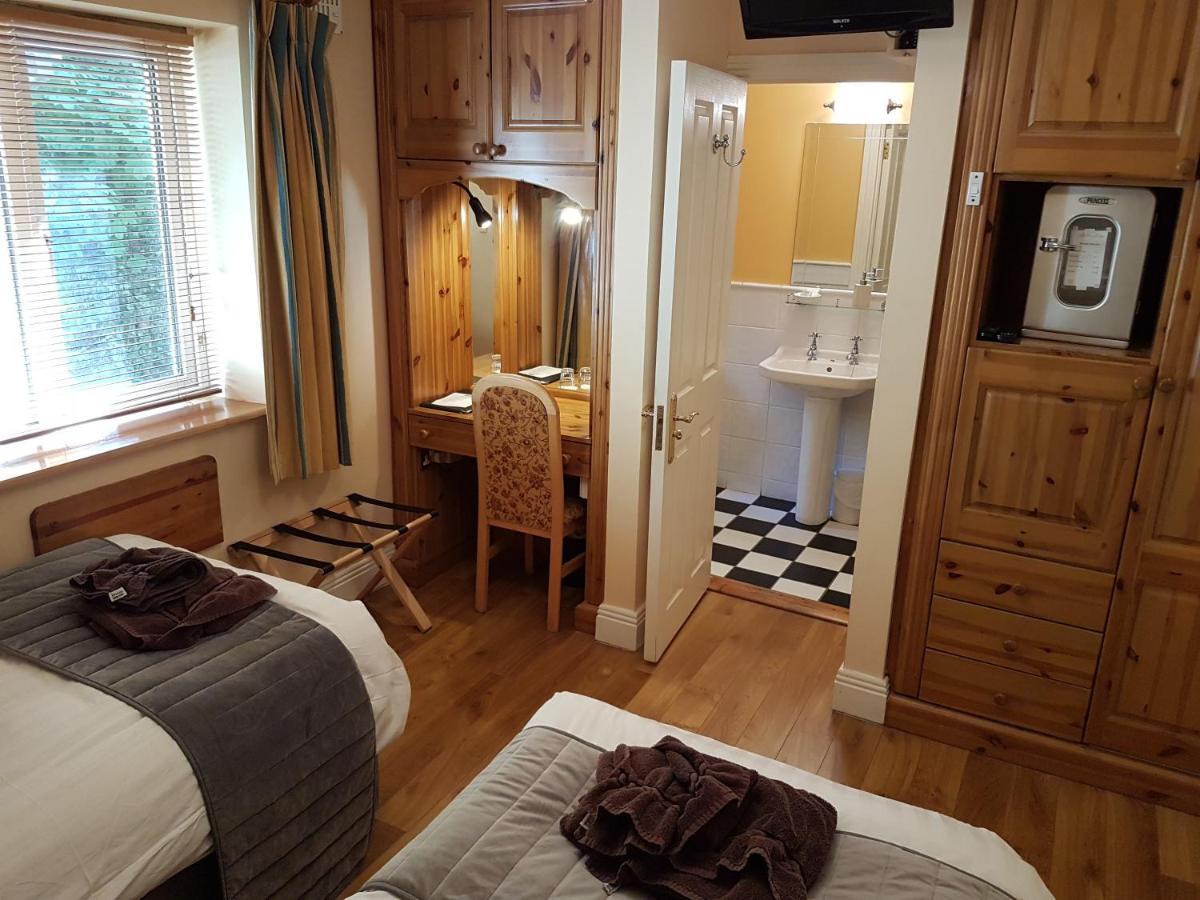 Boffin Lodge Guest House Westport Extérieur photo