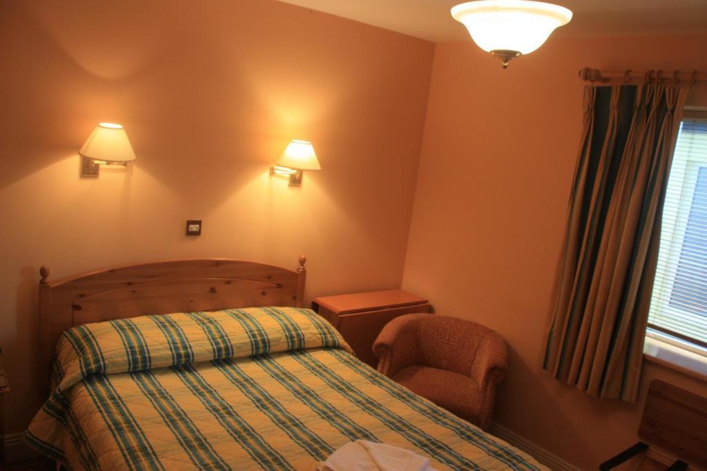 Boffin Lodge Guest House Westport Chambre photo