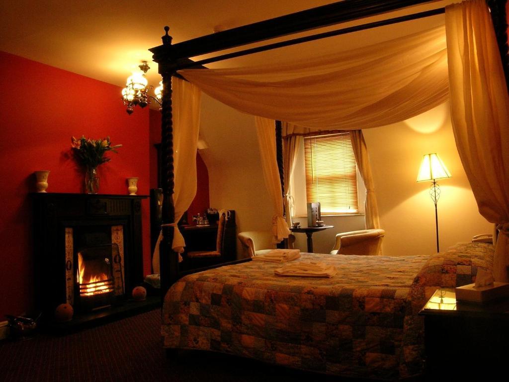 Boffin Lodge Guest House Westport Extérieur photo